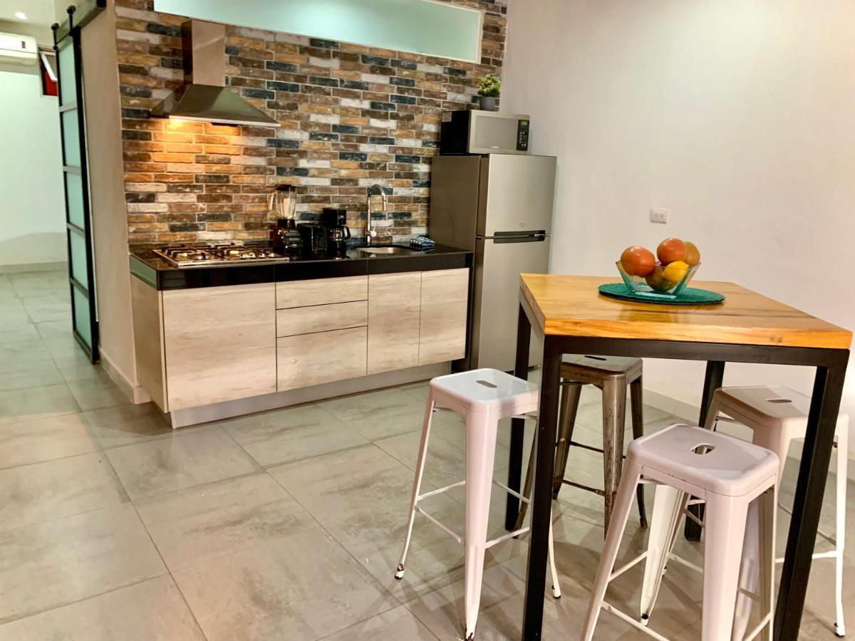 Pilitas Apartments Vallarta Puerto Vallarta Exteriör bild